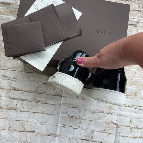 Louis Vuitton Frontrow Front Row Sneaker size 37  7 Full set - Picture 10 of 10